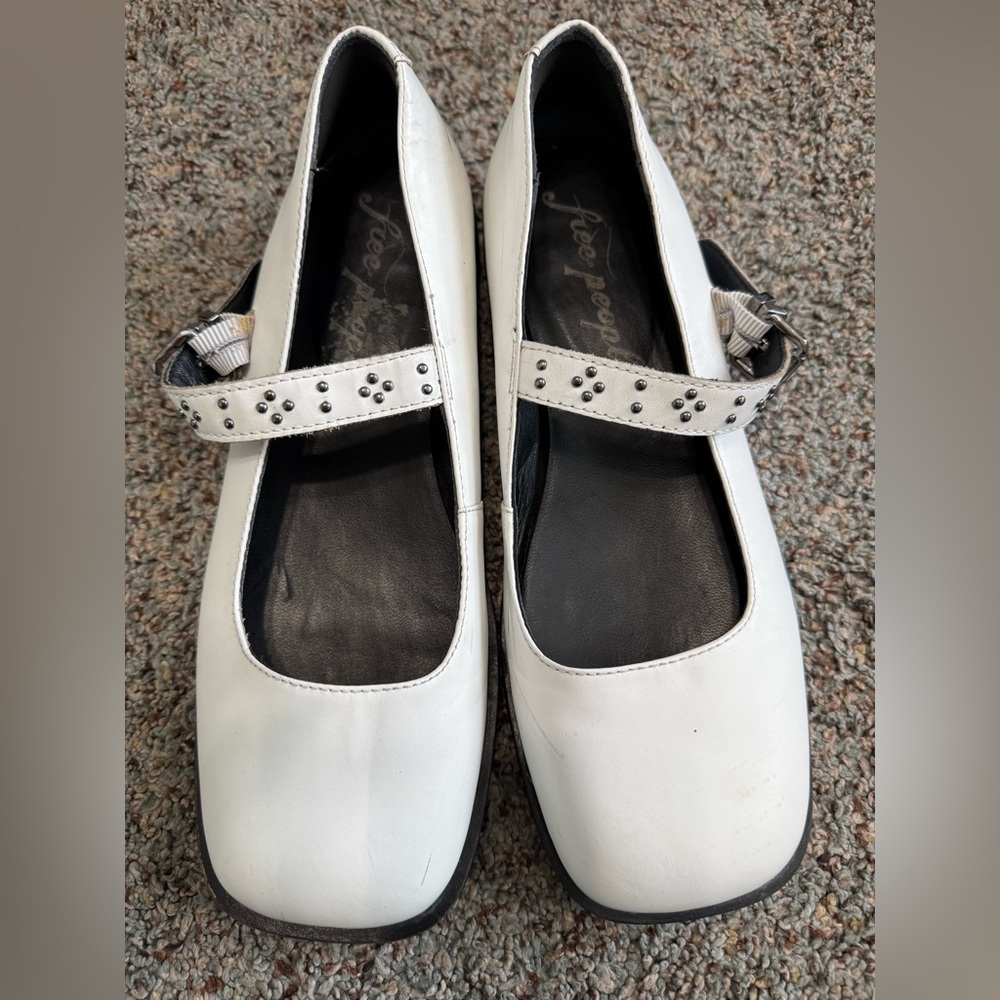 Free People Rumor Mary Janes Classic Shoes White Leather Size 6.5 - Picture 15 of 16